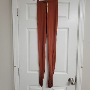 SKIMS NWT AP- LEG- 1947 SAFFRON Jelly Sheer Fotted Leggins.